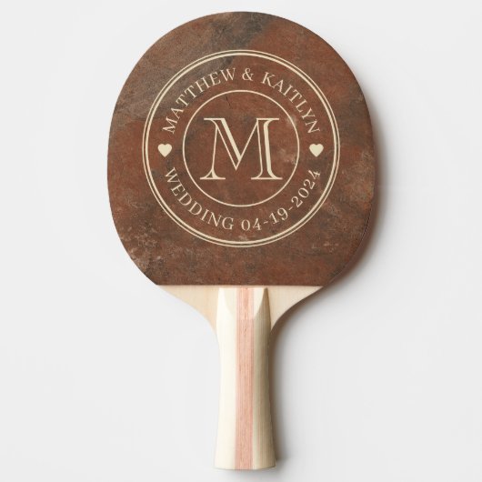 Raquette De Ping Pong Cœur de monogramme de mariage en grès brun (Devant)