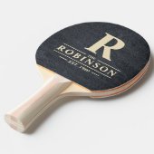 Raquette De Ping Pong Famille de pierre de granit foncé Nom & Initiale (Devant Angle)