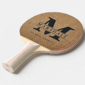 Raquette De Ping Pong Marron Burlap Monogramme & Superposition de nom (Devant Angle)