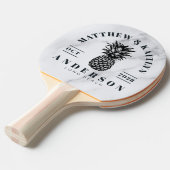 Raquette De Ping Pong Modern Clean White Tropical Pineapple WeddingCrest (Devant Angle)