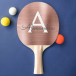 Raquette De Ping Pong Monogramme d'huile métallique rose rose pâle<br><div class="desc">Roses Roses Roses Rouges Or Faux Huile Métallique Élégant Monogramme Ping Paddle. Cette pagaie monogrammée Ping Pong Paddle peut être customisée pour inclure votre nom initial et prénom et fait un grand anniversaire de fille ou un cadeau de fête de bachelorette mariage.</div>