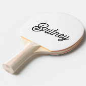 Raquette De Ping Pong Monogramme et nom personnalisés en noir moderne (Devant Angle)