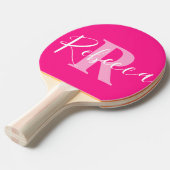 Raquette De Ping Pong Nom et monogramme lettre R rose personnalisé (Devant Angle)