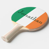 Raquette De Ping Pong Nom personnalisable sur drapeau irlandais ppcnt (Devant Angle)