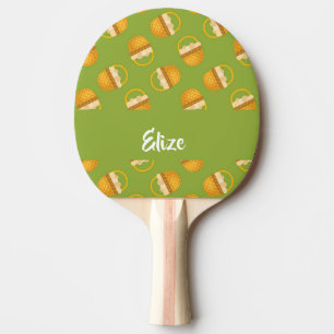 Raquette De Ping Pong Oeufs en corbeille marron sur vert