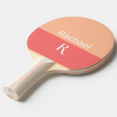 Raquette De Ping Pong Peach de nom de monogramme simple (Devant Angle)