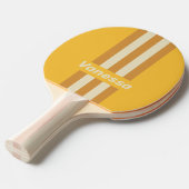 Raquette De Ping Pong Rétro Rayures Jaune Moutarde avec Nom (Devant Angle)