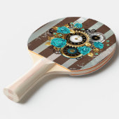 Raquette De Ping Pong Steampunk Clock and Turquoise Roses on Striped (Devant Angle)
