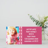 Raspberry Argyle Birthdy Fotouitnodiging (Staand voorkant)