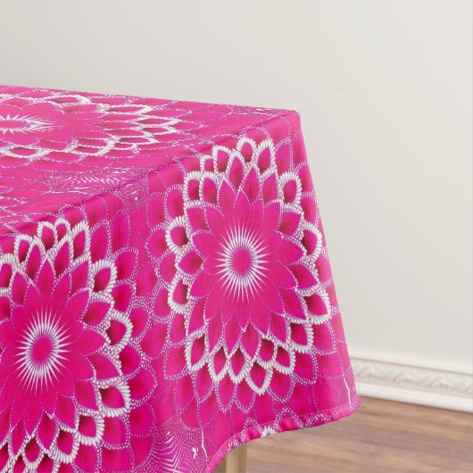 Raspberry en witte bloemen tafelkleed (Voorbeeld)