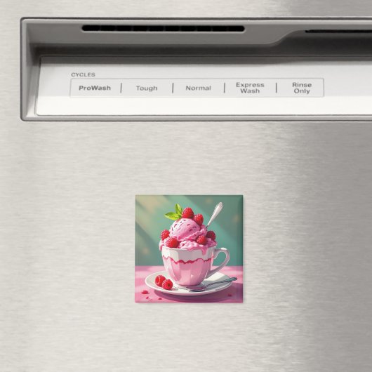 Raspberry Ice Cream in een Roze Koffie Cup Magneet (Insitu (Vaatwasser))