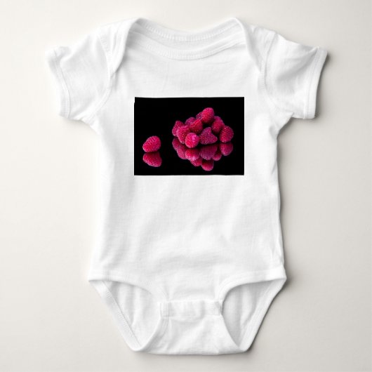 Raspberry still Life Romper (Voorkant)