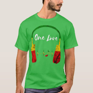 Rasta Reggae Music Headphones Jamaican Pride One L T-shirt