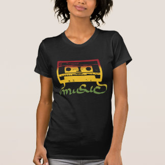 Rasta-tapereggade T-shirt