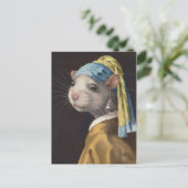 Rat avec une carte postale d'oreille de perle par (Debout devant)