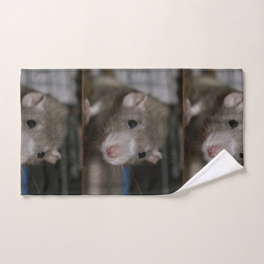 Rat curieux (Serviette à main)