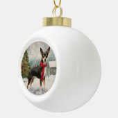 Rat Terrier Hond in Sneeuw Kerstmis Keramische Bal Ornament (Rechts)