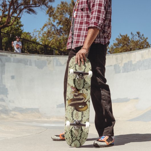 Rattle Snake op Faux Snakeskin Reptiel Skateboard (Buiten 2)