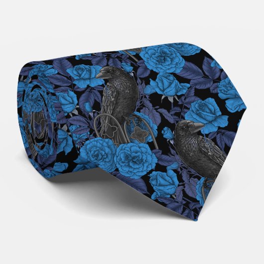 Raven en blauwe rozen stropdas (Opgerold)