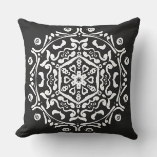 Raven Mandala Buitenkussen