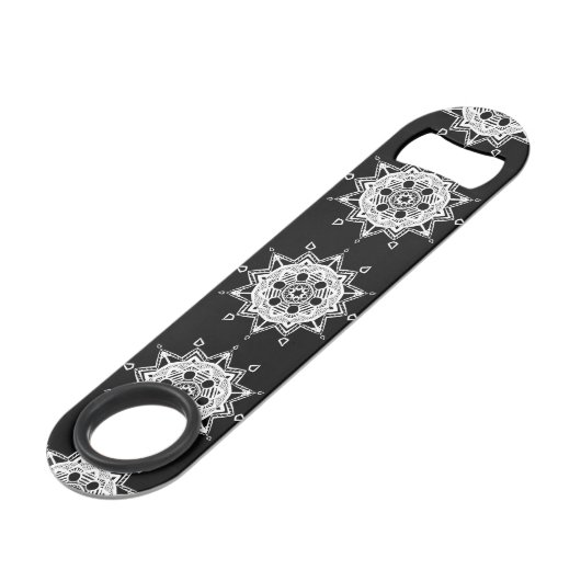 Raven Mandala Speed Flessenopener (Voorkant Gekanteld)