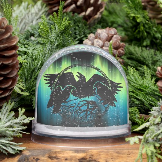 Raven Snow Globe Personalized Raven Snow Globes (Hiver)
