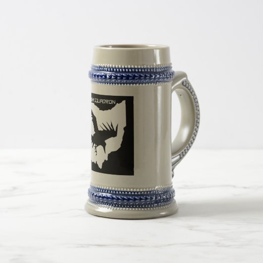 Raven Squadron Beer Stein Bierpul (Voorkant rechts)
