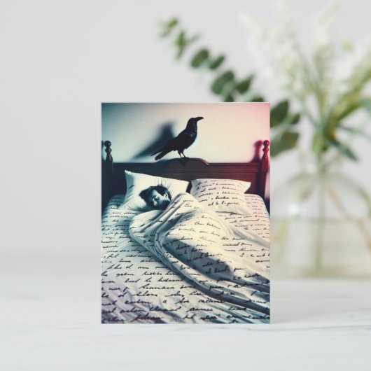 Raven waakt over man in slaap briefkaart (Staand voorkant)