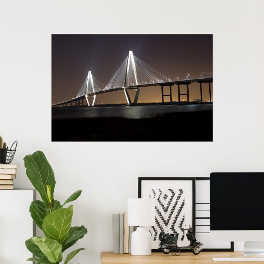 Ravenel Bridge 's nachts Poster (Thuiskantoor)