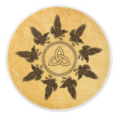 Ravens Circle Dance Keramische Knop (Voorkant)