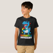 Rawrsomally Different Dinosaur Autism Awareness T-shirt (Voorkant volledig)