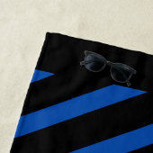 Rayure bleue royale de serviettes de plage de (En situation)
