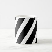 Rayures blanches et noires sur un mug classique (Centre)