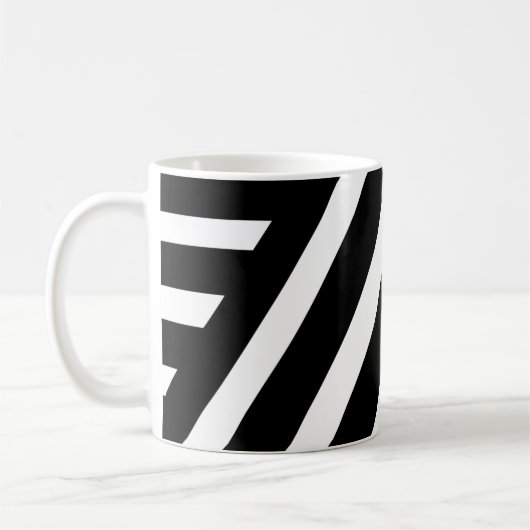 Rayures blanches et noires sur un mug classique (Gauche)