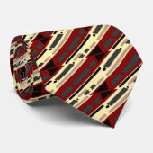 Rayures et formes - la cravate la plus laide au (Roulé)