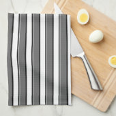 Rayures grises et noires sur les serviettes de (Quart Plié)