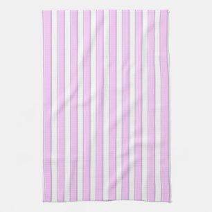 Rayures roses sur serviette de cuisine blanche