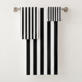 Rayures verticales noires et blanches classiques (En situation)