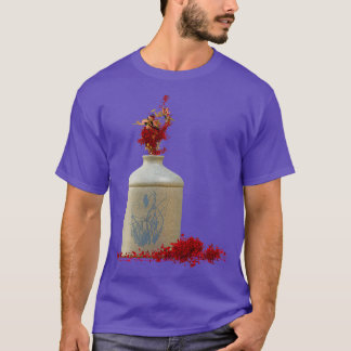 RB Products w Stoneware Jug Red Leaves blue art sy T-shirt