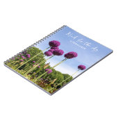 Reach for the Sky Purple Alliums Carnet (Côté gauche)