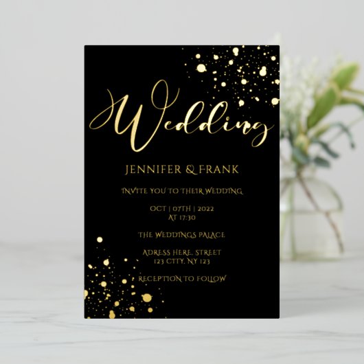 Real Gold Foil Spots Moderne White Elegant Black Folie Uitnodiging (Staand Voorkant)
