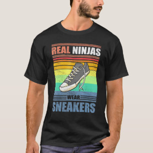 Real Ninjas Draag Sneakers  schoen Casual voet T-shirt