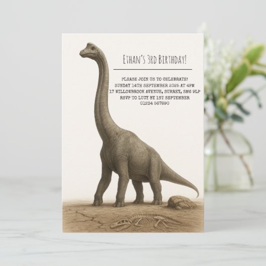 Realistic Sauropod Dinosaur with Fossils Birthday Kaart (Staand voorkant)