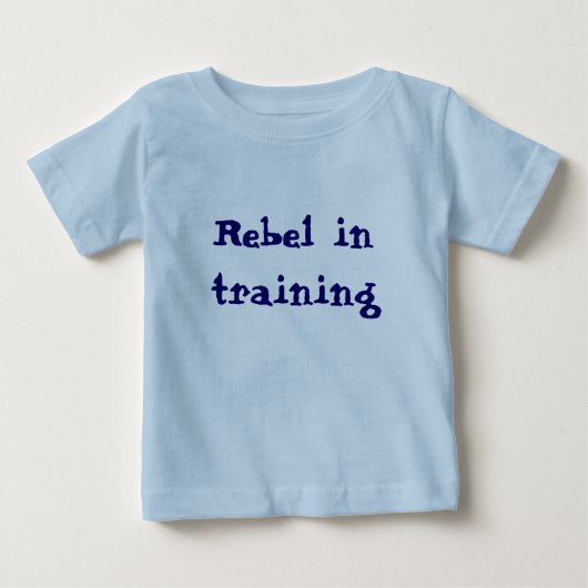 Rebel in trainingshirt (Voorkant)