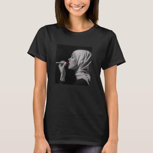 rebellious nun with lipstick, rebellious nun t-shirt (Voorkant)