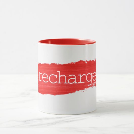 RECHARGER Le Texte Sur La Mug De Peinture Rouge (Centre)