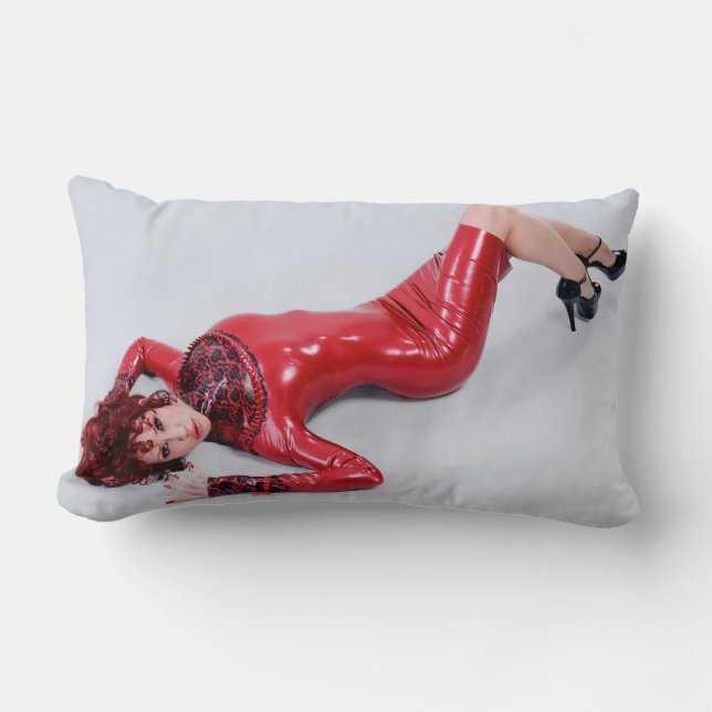 Rectangle COUSSIN - ROBE ROUGE de LATEX - Bianca Beauchamp (Recto)