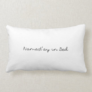 Rectangle Namast'ay dans le coussin de lit