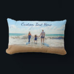 Rectangle Personnalisé votre Coussin photo avec texte person<br><div class="desc">Coussins photo et texte personnalisés - Unique votre propre design - Famille personnalisée / Amis ou Cadeau Coussin personnel - Ajouter votre photo / Texte - Redimensionner et déplacer des éléments avec l'outil de personnalisation! Choisissez les polices / taille / couleur ! Bonne chance - Soyez heureux :)</div>