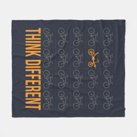 Recumbent Bike Cyclist denkt anders Fleece Deken (Voorkant (Horizontaal))